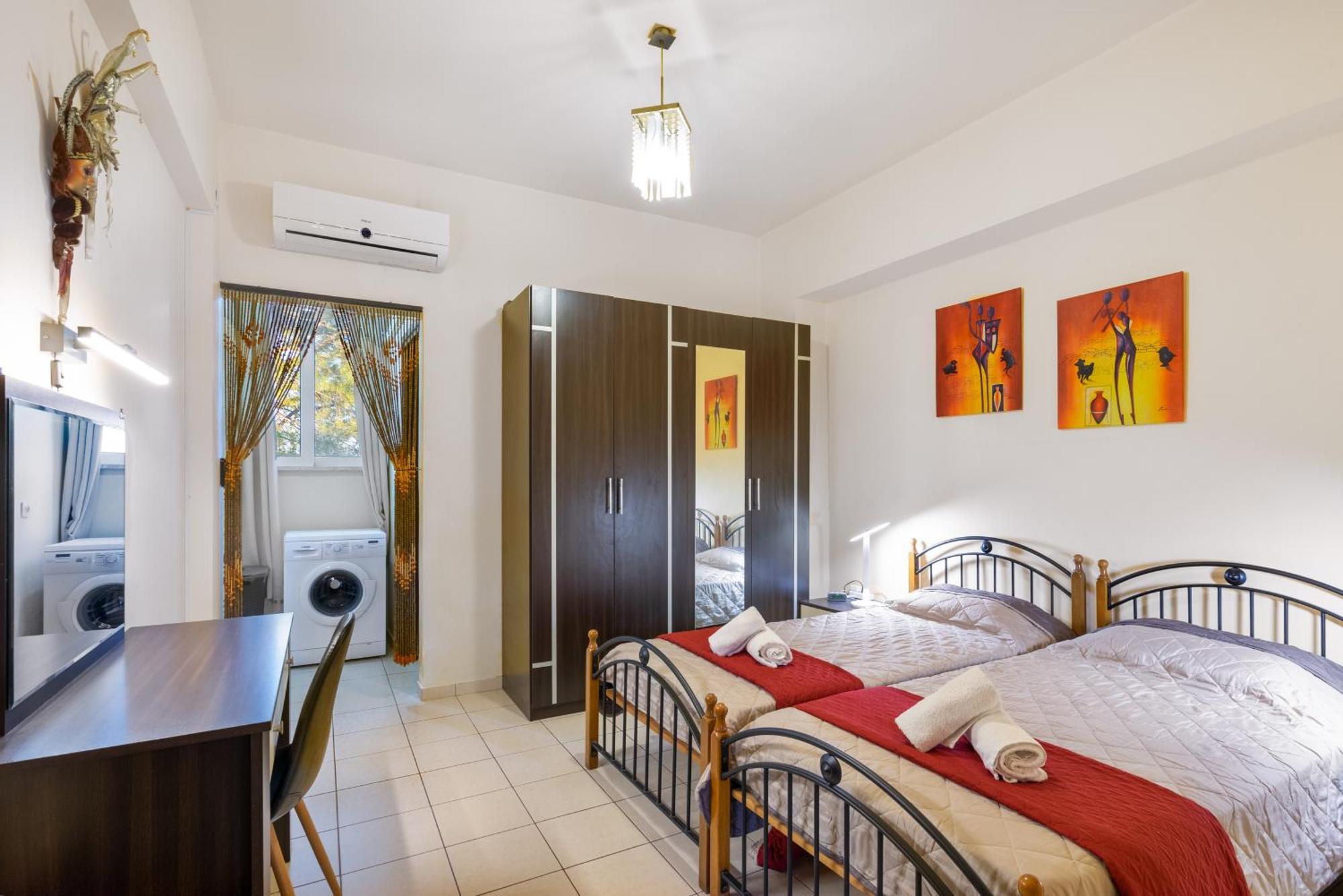 פליראקי Colonial Family Apartment #4 Ground Floor מראה חיצוני תמונה