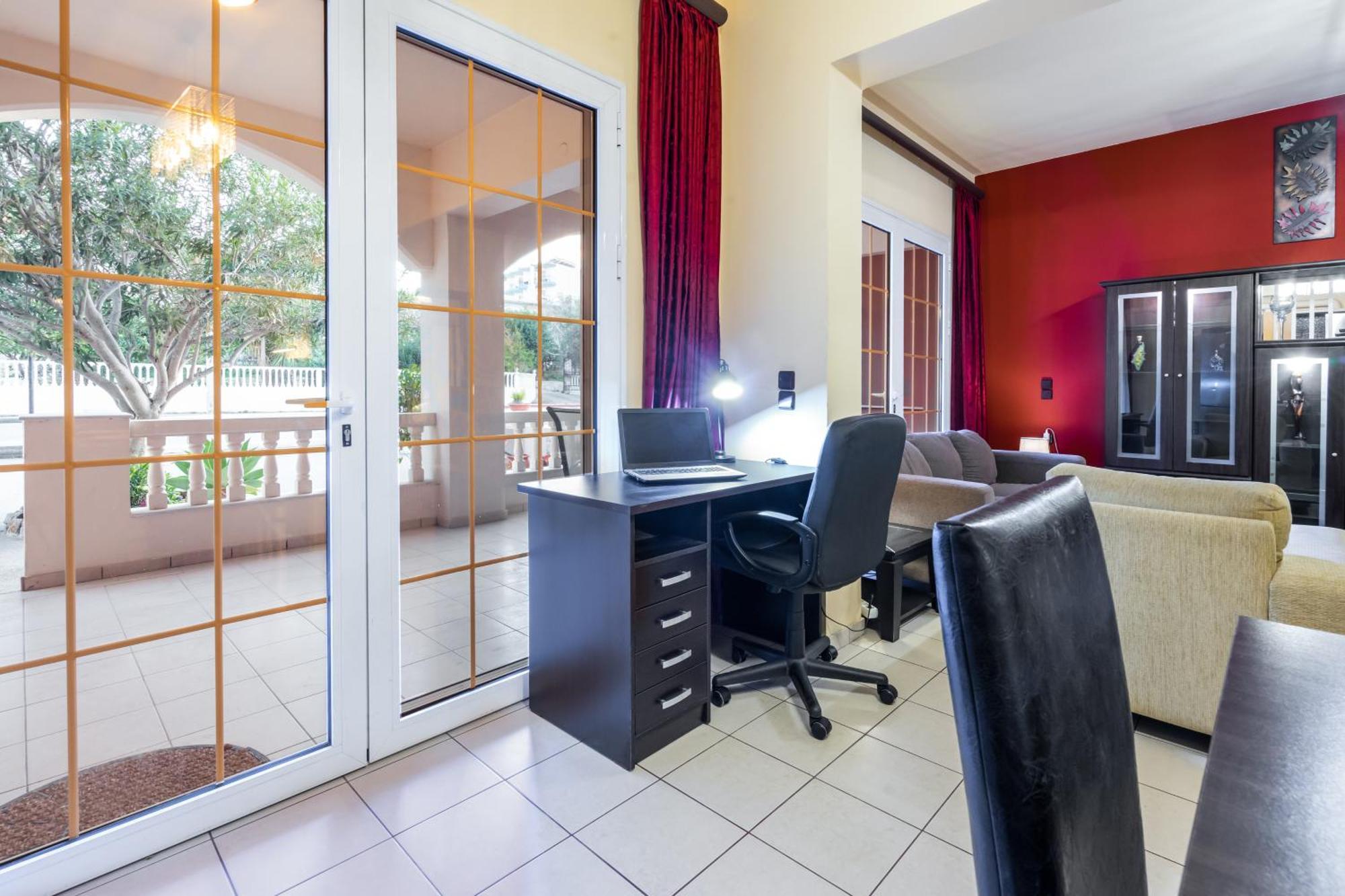 פליראקי Colonial Family Apartment #4 Ground Floor מראה חיצוני תמונה